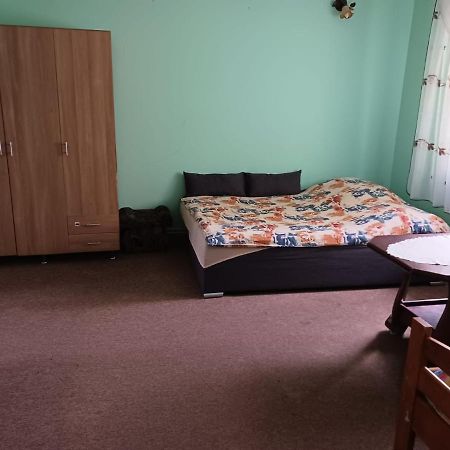 Jak W Domu Apartment Lubaczow Bagian luar foto